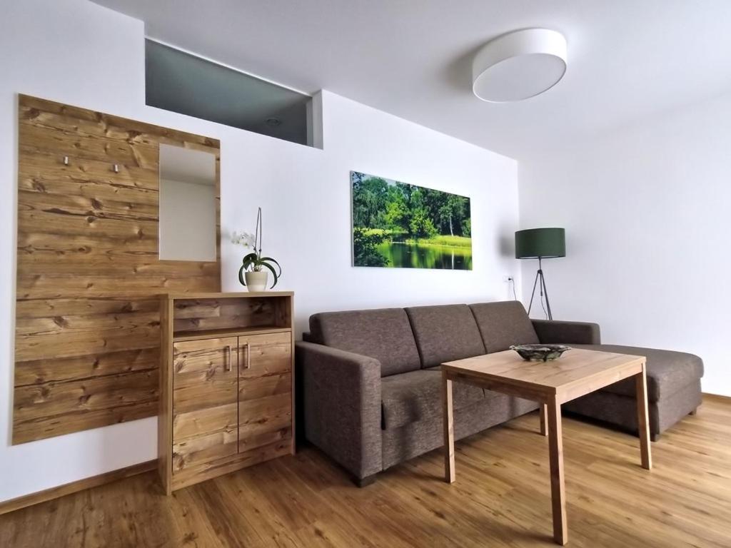 Ferienwohnungen Fewo Landglück Herrieden Exterior foto